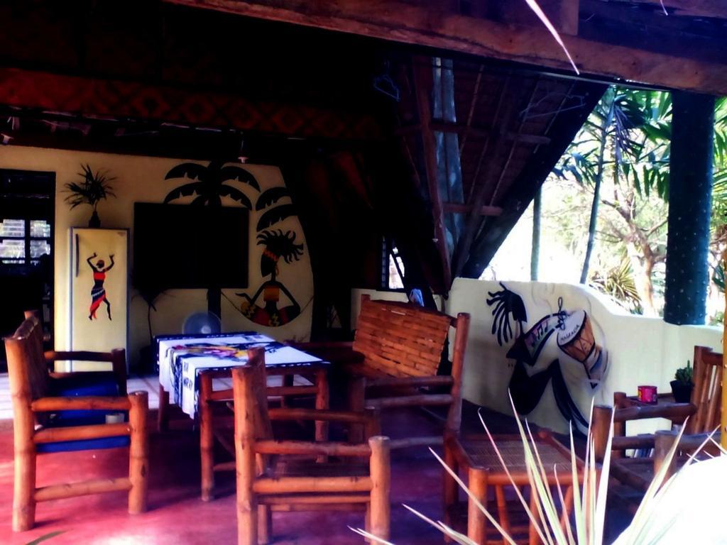 Lennon'S Place Backpacker Hostel Панглао Стая снимка