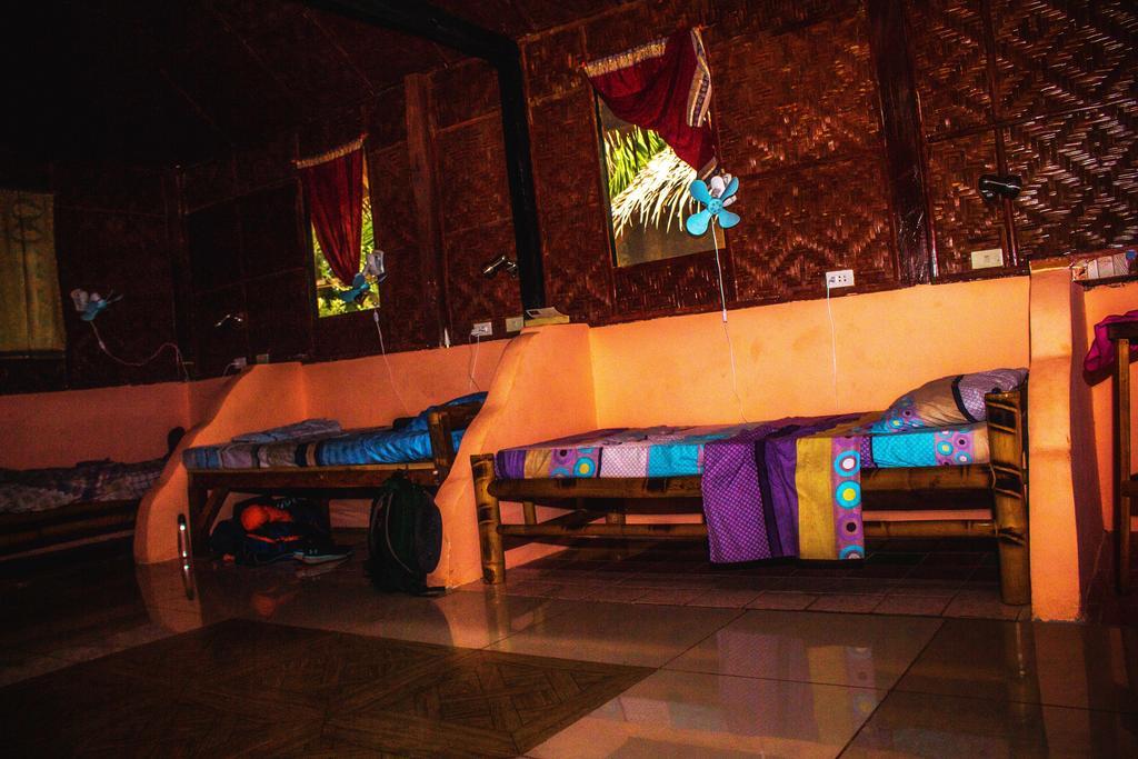 Lennon'S Place Backpacker Hostel Панглао Екстериор снимка