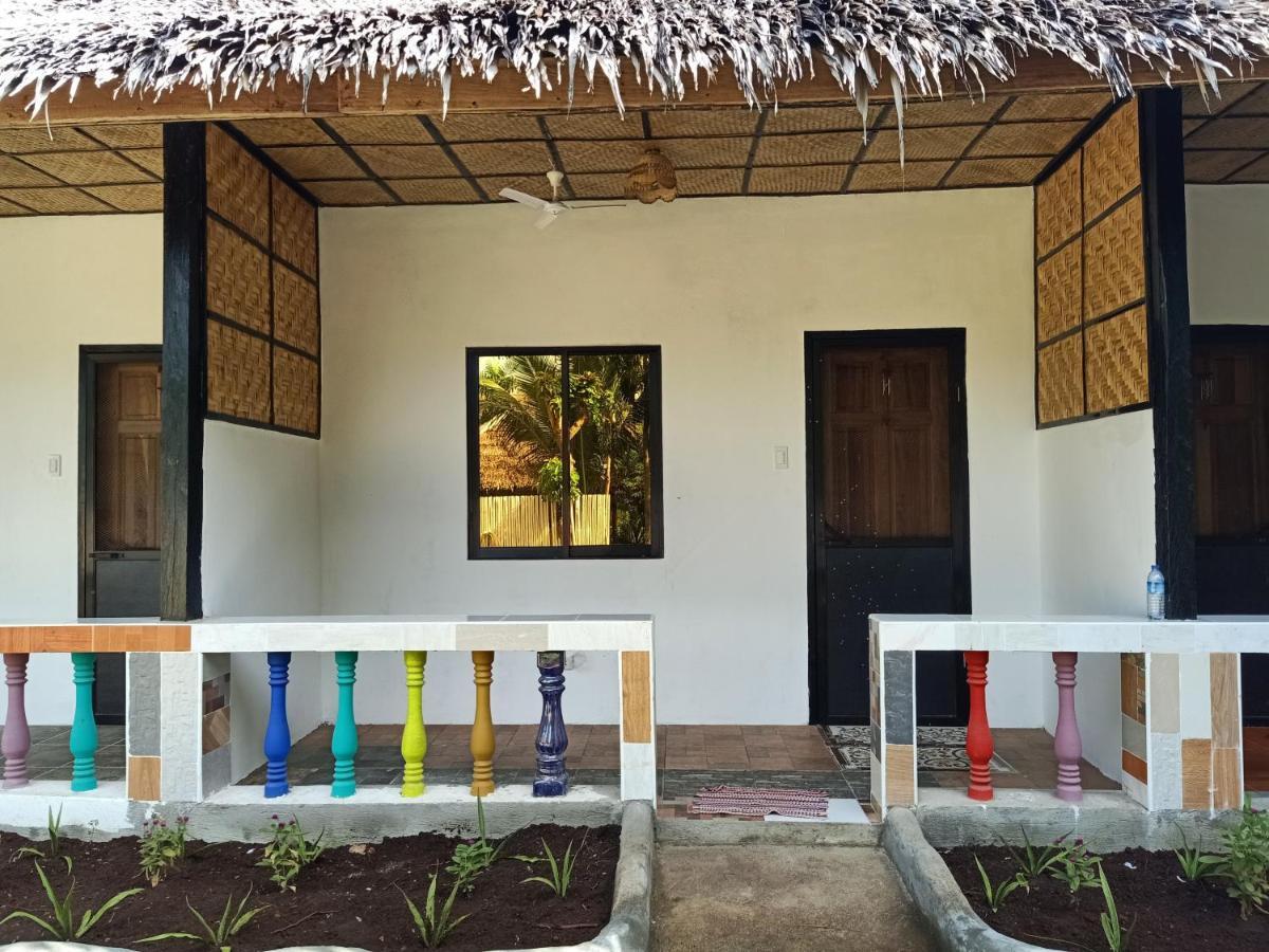 Lennon'S Place Backpacker Hostel Панглао Екстериор снимка